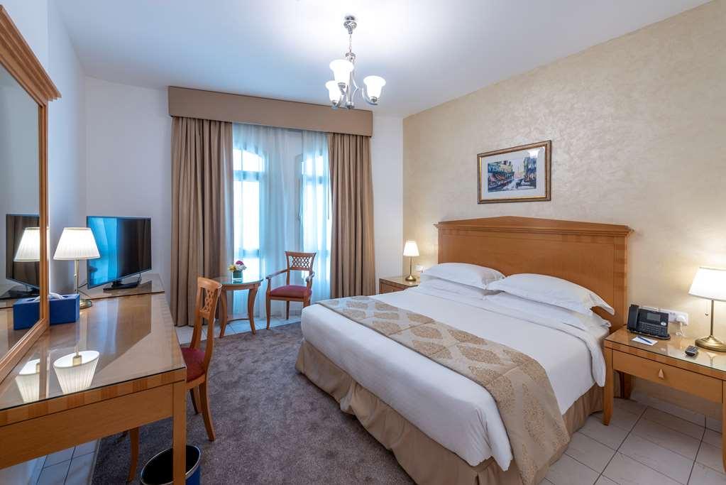 Hotel Roda Al Murooj Residences Dubai