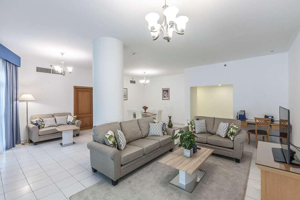 Roda Al Murooj Residences